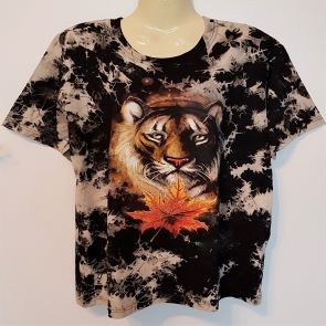 T-Shirt Batik Löwe mit Blatt
